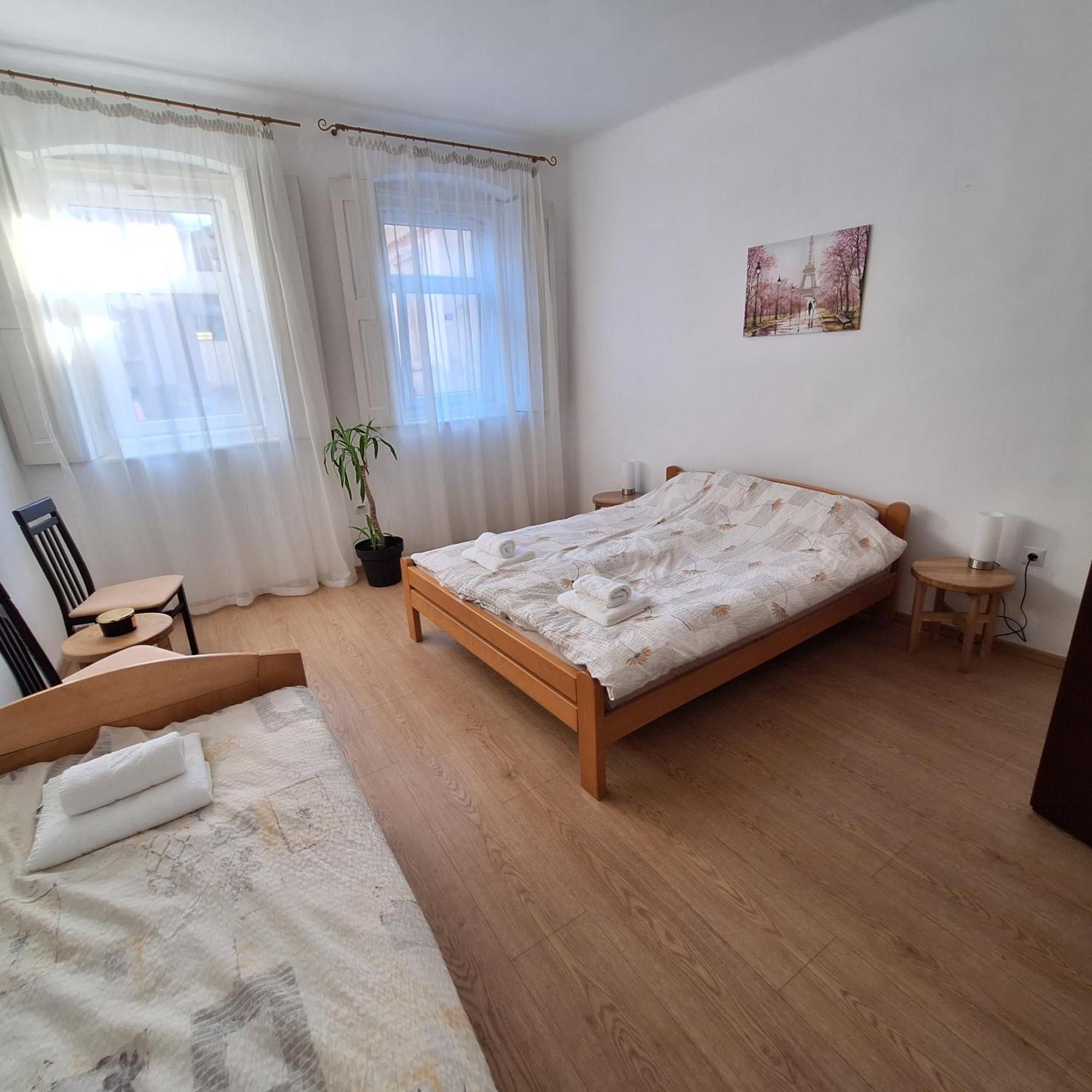 Dora Appartement Sremski Karlovci Buitenkant foto